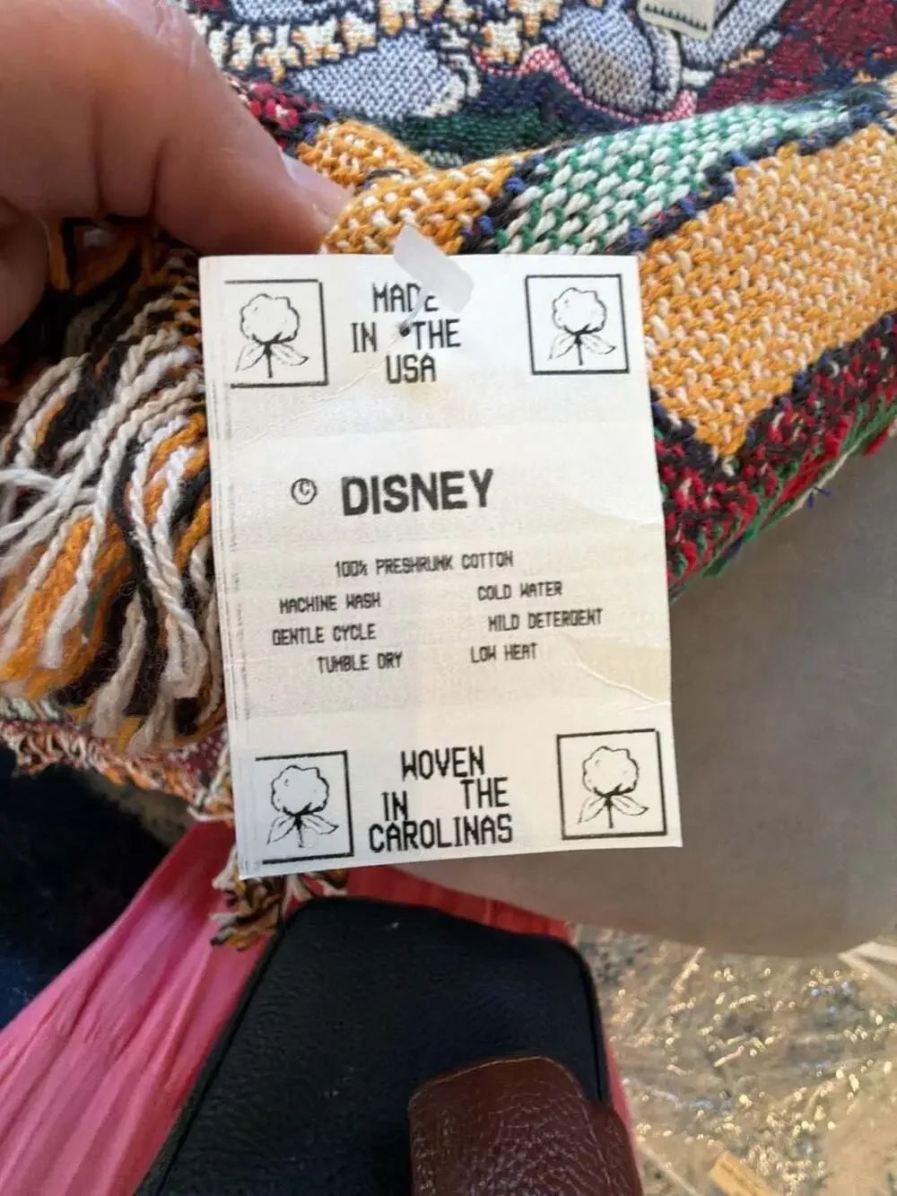 Vintage Disney Winnie the Pooh Christmas Woven Throw Blanket 46.5x67 1990s
